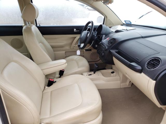 2010 VOLKSWAGEN NEW BEETLE 3VWPW3AG5AM027121