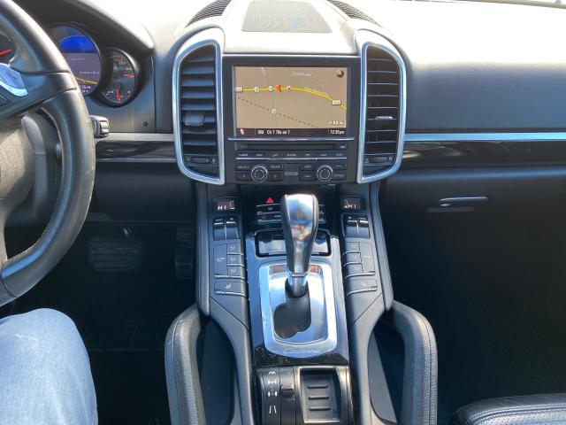 2011 PORSCHE CAYENNE WP1AA2A29BLA07333