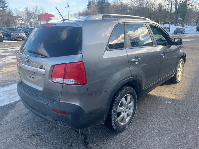 2011 KIA SORENTO BA 5XYKTDA22BG148932