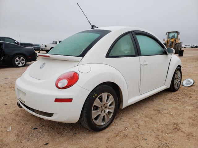 2010 VOLKSWAGEN NEW BEETLE 3VWPW3AG5AM027121