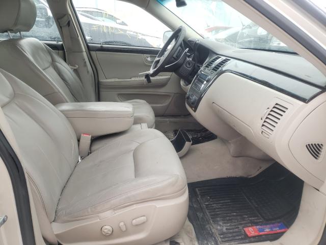 2011 CADILLAC DTS 1G6KA5E69BU109734