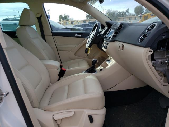 2017 VOLKSWAGEN TIGUAN WOL WVGRV7AX5HK003775