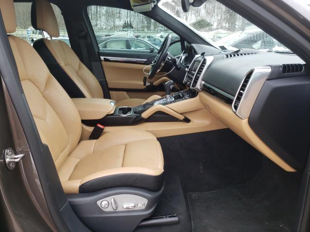 2016 PORSCHE CAYENNE WP1AA2A20GLA03887