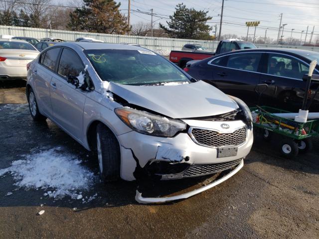 KNAFX4A69G5479805 KIA FORTE Photo 1