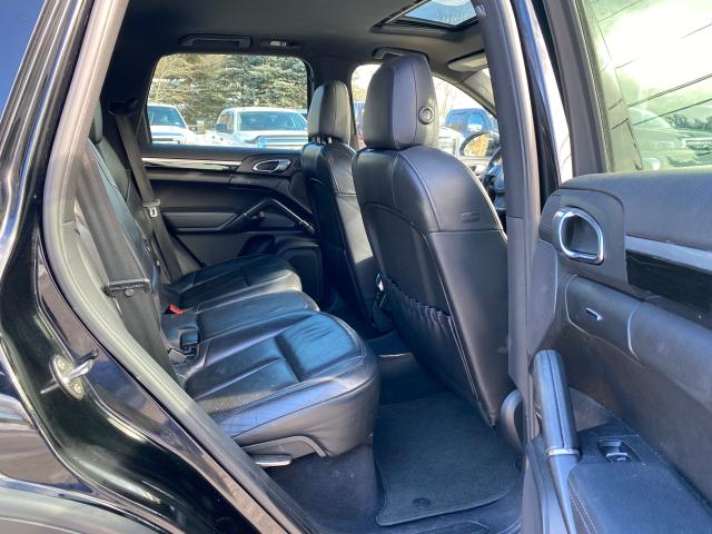 2011 PORSCHE CAYENNE WP1AA2A29BLA07333