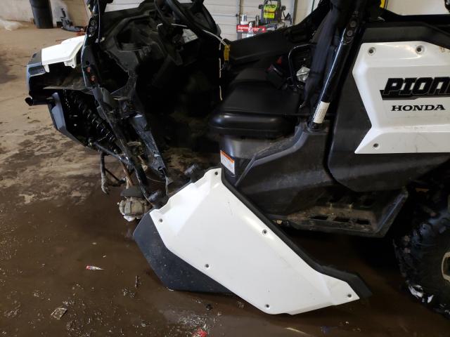2016 HONDA SXS1000 M5 1HFVE0429G4002230