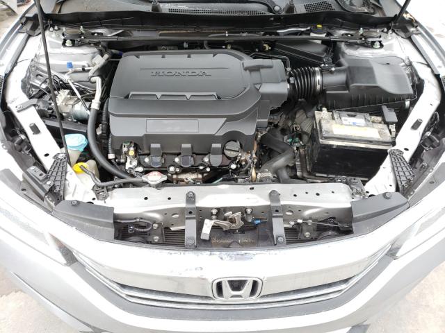 2017 HONDA ACCORD TOU 1HGCR3F98HA040649
