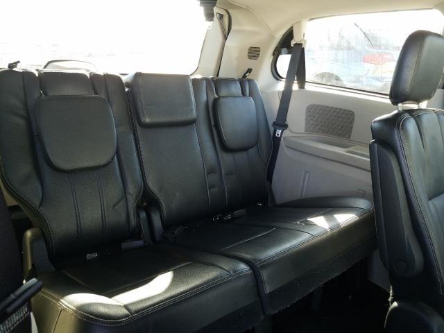 2014 CHRYSLER TOWN & COU - 2C4RC1BG5ER435544