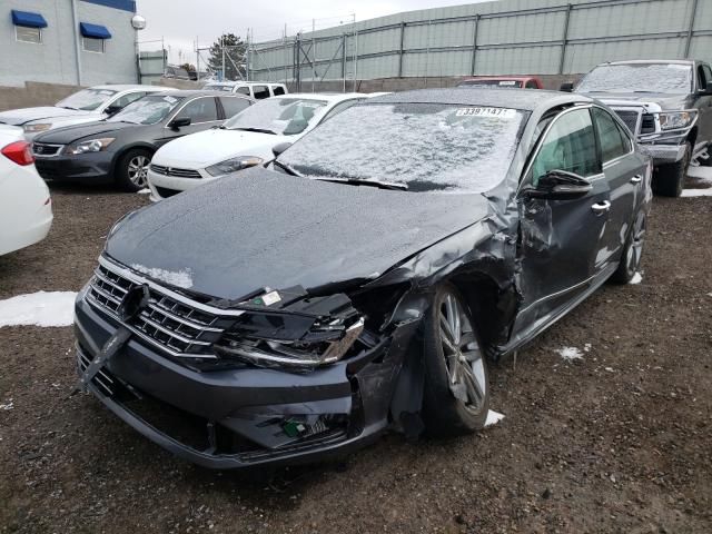 2017 VOLKSWAGEN PASSAT R-L 1VWDT7A30HC040371