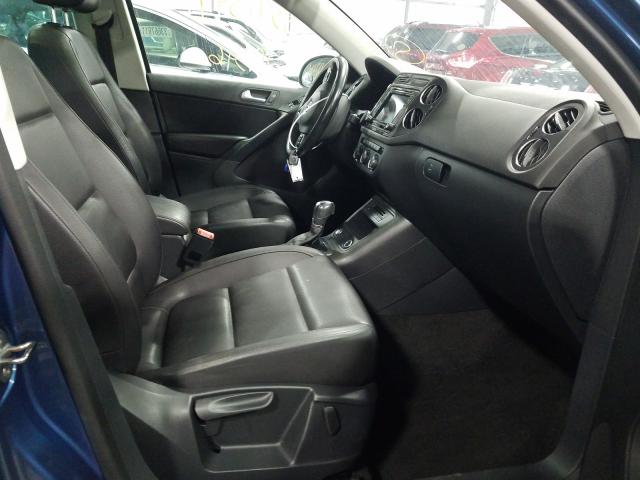 2017 VOLKSWAGEN TIGUAN WOL WVGSV7AX9HK014473