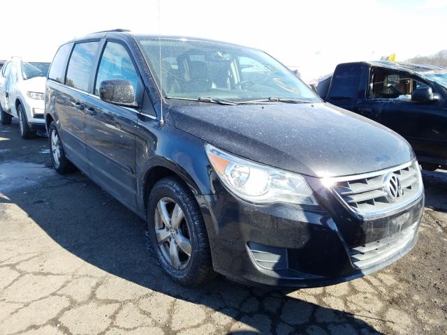 2011 VOLKSWAGEN ROUTAN SE 2V4RW3DG9BR695446