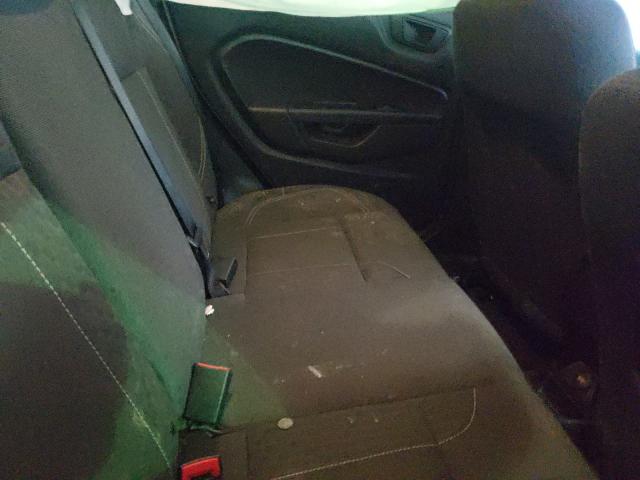 3FADP4EJ0KM105813 Ford FIESTA SE