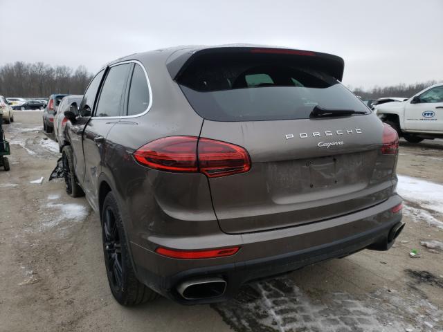 2016 PORSCHE CAYENNE WP1AA2A20GLA03887