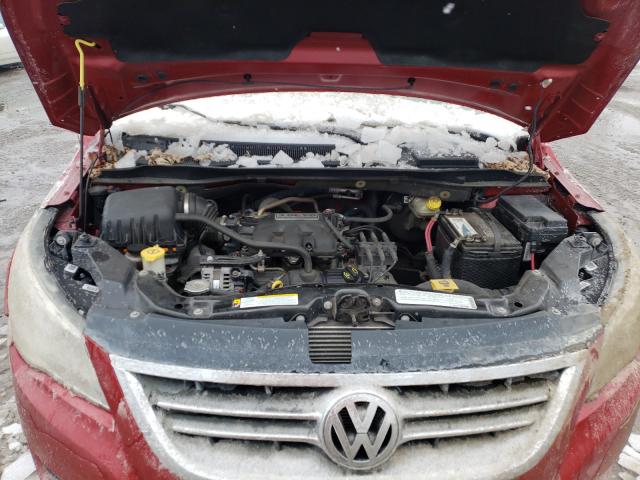 2010 VOLKSWAGEN ROUTAN SE 2V4RW3D19AR245967