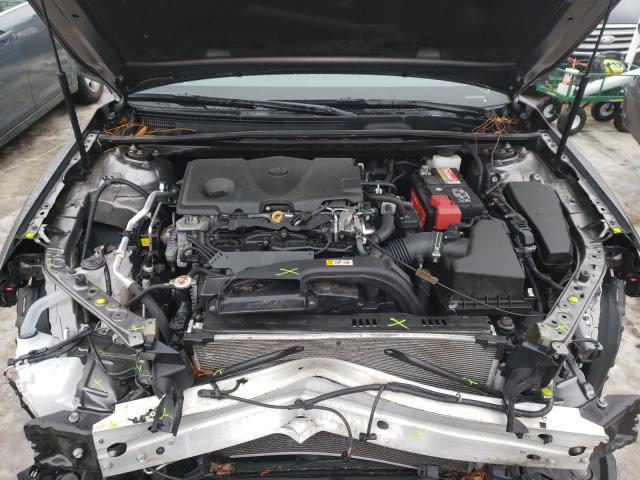 2018 TOYOTA CAMRY L 4T1B11HK0JU506337