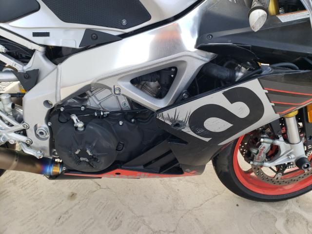 2019 APRILIA RSV4 ZD4KEU003KS001852