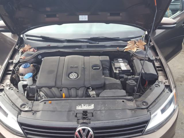 2011 VOLKSWAGEN JETTA SE - 3VWDX7AJ0BM346429