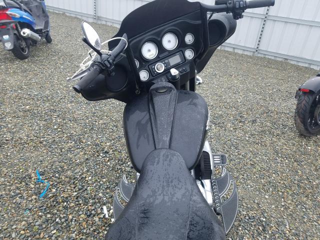 2011 HARLEY-DAVIDSON FLHX 1HD1KB436BB615933
