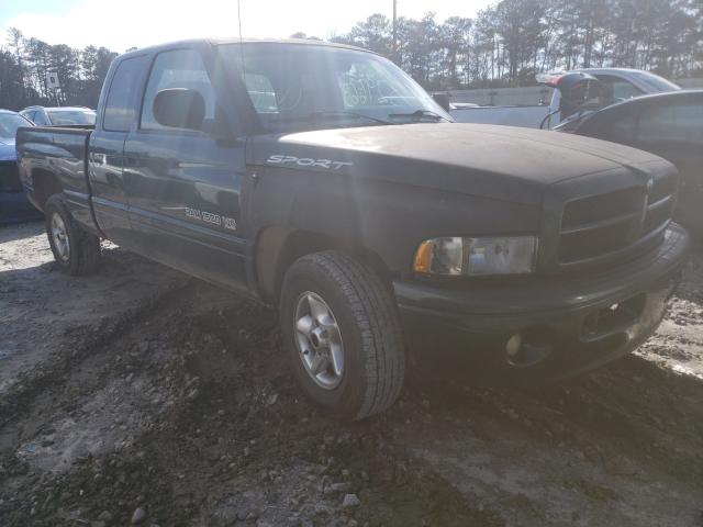 3B7HC13Y81M295400 DODGE RAM Photo 1
