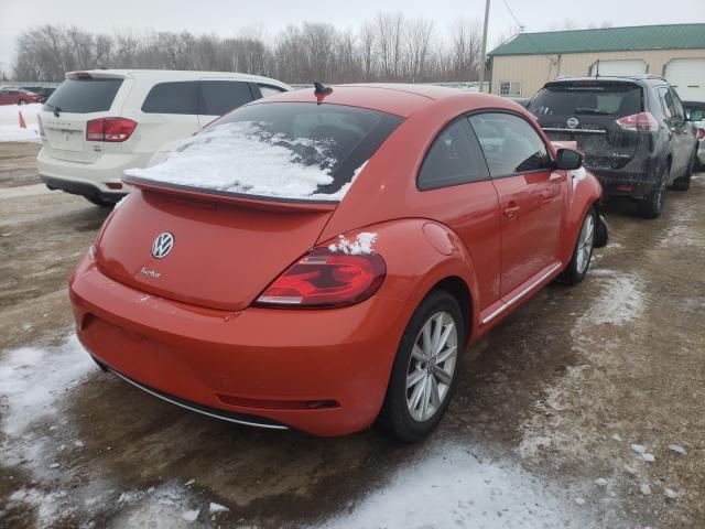 2017 VOLKSWAGEN BEETLE SE 3VWJ17AT1HM628237