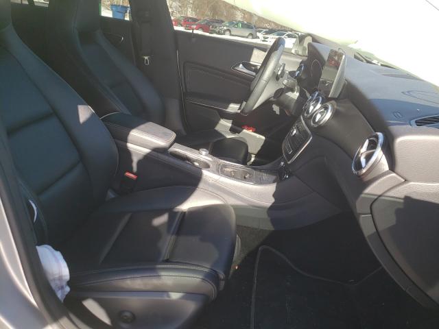 2018 MERCEDES-BENZ CLA 250 4M WDDSJ4GB1JN549320