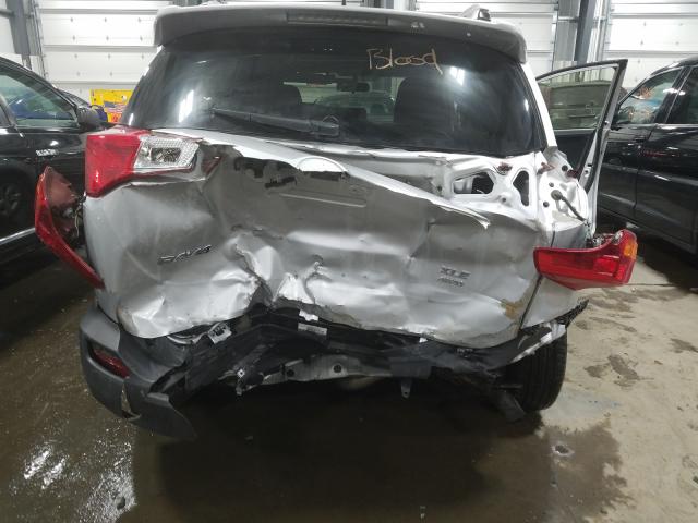 2014 TOYOTA RAV4 XLE JTMRFREV1ED069228