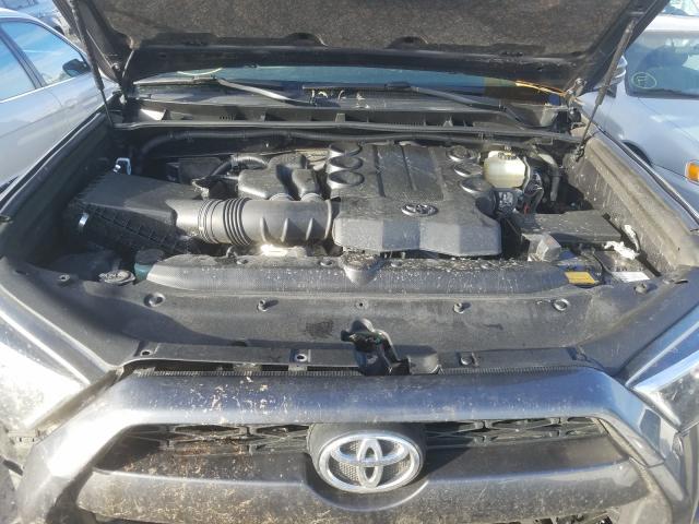2019 TOYOTA 4RUNNER SR - JTEBU5JR5K5657045