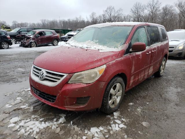2010 VOLKSWAGEN ROUTAN SE 2V4RW3D19AR245967
