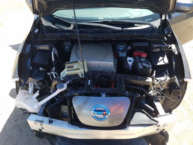 2017 NISSAN LEAF S 1N4BZ0CP3HC302583