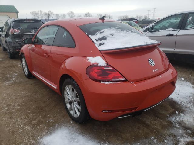 2017 VOLKSWAGEN BEETLE SE 3VWJ17AT1HM628237