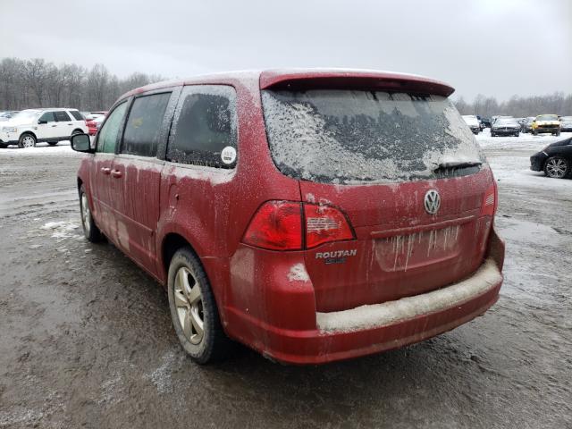 2010 VOLKSWAGEN ROUTAN SE 2V4RW3D19AR245967