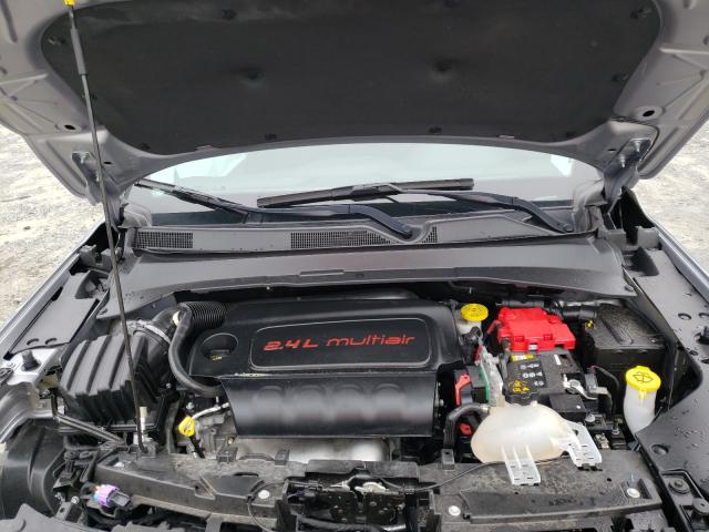 2019 JEEP COMPASS LI 3C4NJCCB4KT675888