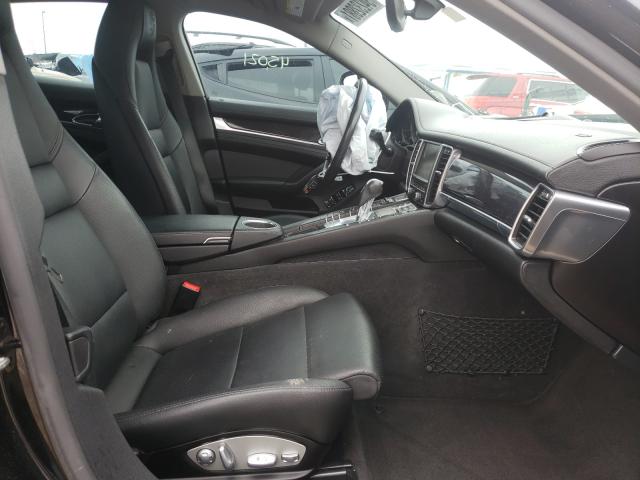 2016 PORSCHE PANAMERA 2 WP0AA2A72GL007565