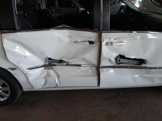 2013 CHRYSLER TOWN & COU 2C4RC1BG4DR747563