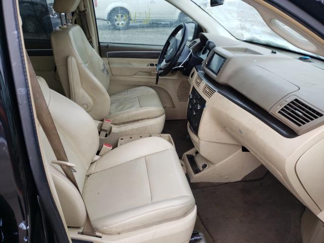 2010 VOLKSWAGEN ROUTAN 2V4RW3D12AR195364