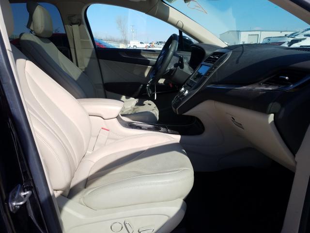 2017 LINCOLN MKC RESERV 5LMCJ3D91HUL21210