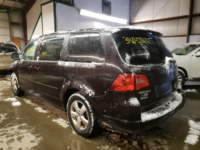 2010 VOLKSWAGEN ROUTAN SE 2V4RW3D17AR295251