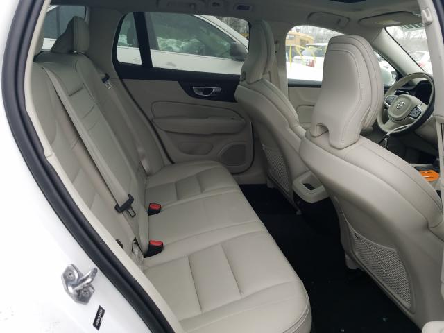 2020 VOLVO V60 CROSS YV4102WK5L1047318