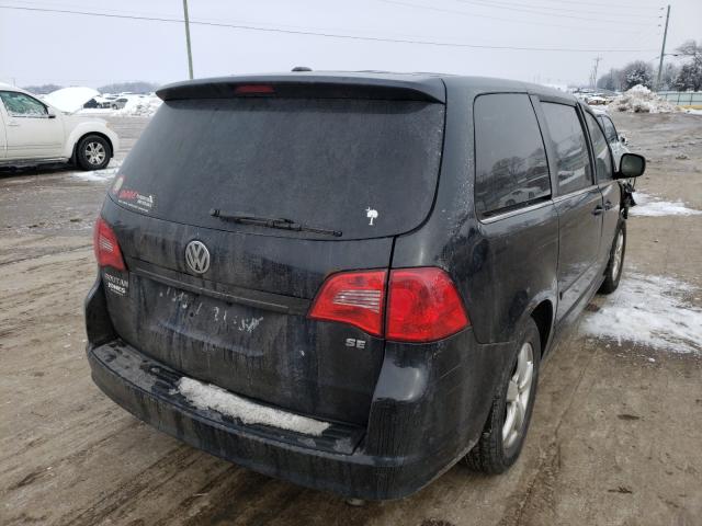 2010 VOLKSWAGEN ROUTAN 2V4RW3D12AR195364