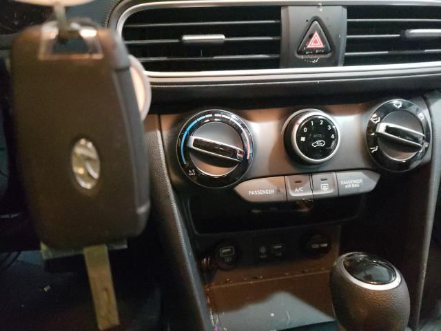 2019 HYUNDAI KONA SE KM8K1CAA7KU306649