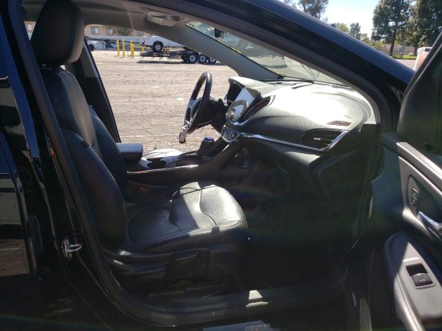 VIN 1G1RD6S50JU113120 2018 Chevrolet Volt, Premier no.5