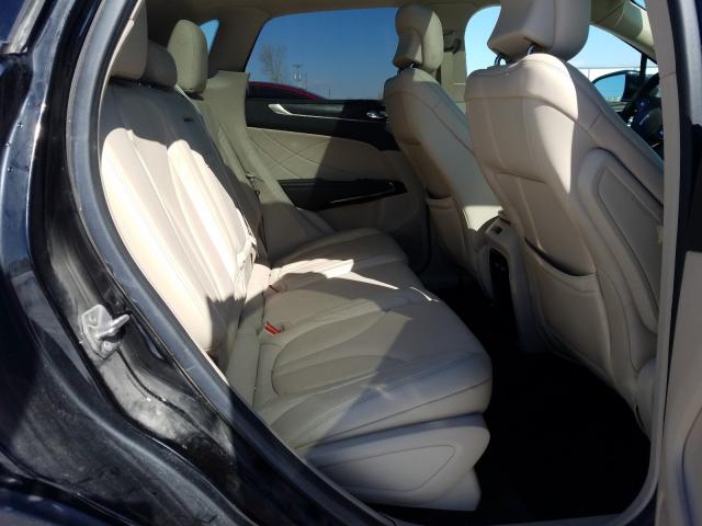 2017 LINCOLN MKC RESERV 5LMCJ3D91HUL21210