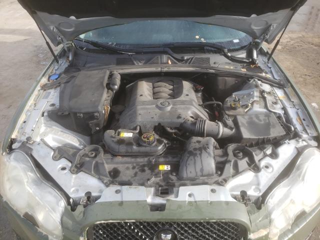 2010 JAGUAR XF LUXURY SAJWA0FA7AHR52005