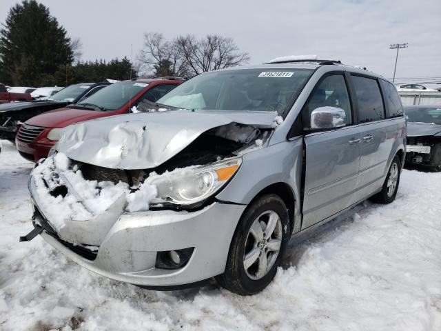 2010 VOLKSWAGEN ROUTAN SEL 2V4RW6DX7AR231054