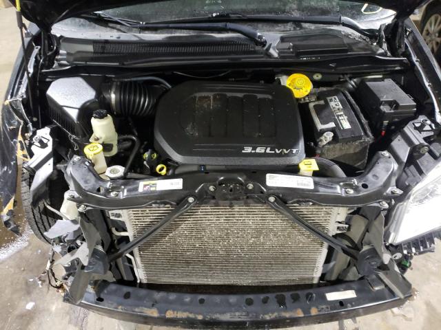 2015 CHRYSLER TOWN AND C 2C4RC1BG1FR545699