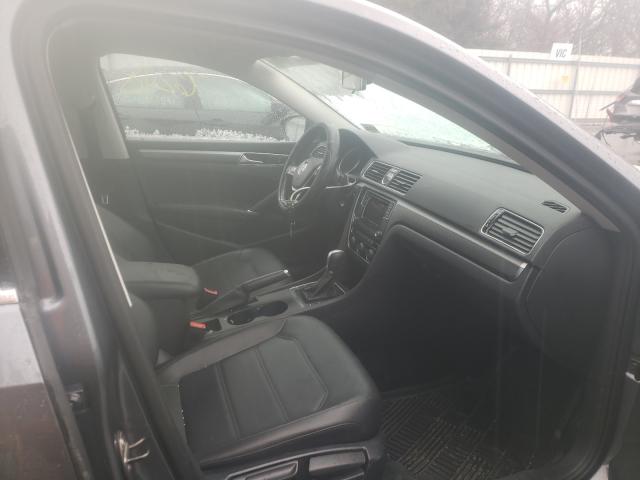 2016 VOLKSWAGEN PASSAT R-L 1VWAT7A36GC049951