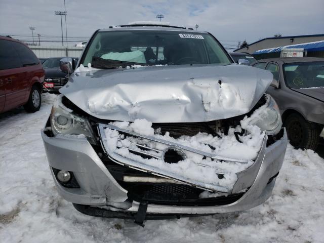 2010 VOLKSWAGEN ROUTAN SEL 2V4RW6DX7AR231054