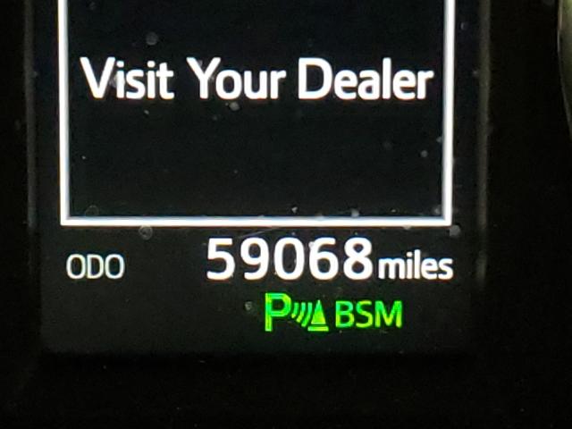 2016 TOYOTA RAV4 HV XL JTMRJREV0GD029529