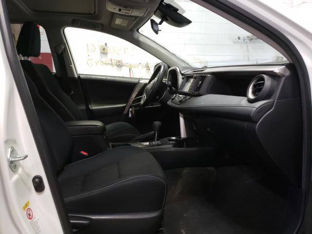 2016 TOYOTA RAV4 HV XL JTMRJREV0GD029529
