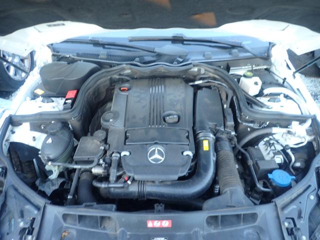 2014 MERCEDES-BENZ C250 WDDGF4HB0ER308210